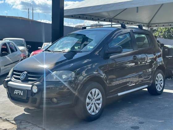 VOLKSWAGEN CROSSFOX 1.6 MI FLEX 8V 4P MANUAL VOLKSWAGEN CROSSFOX 1.6 MI FLEX 8V 4P MANUAL